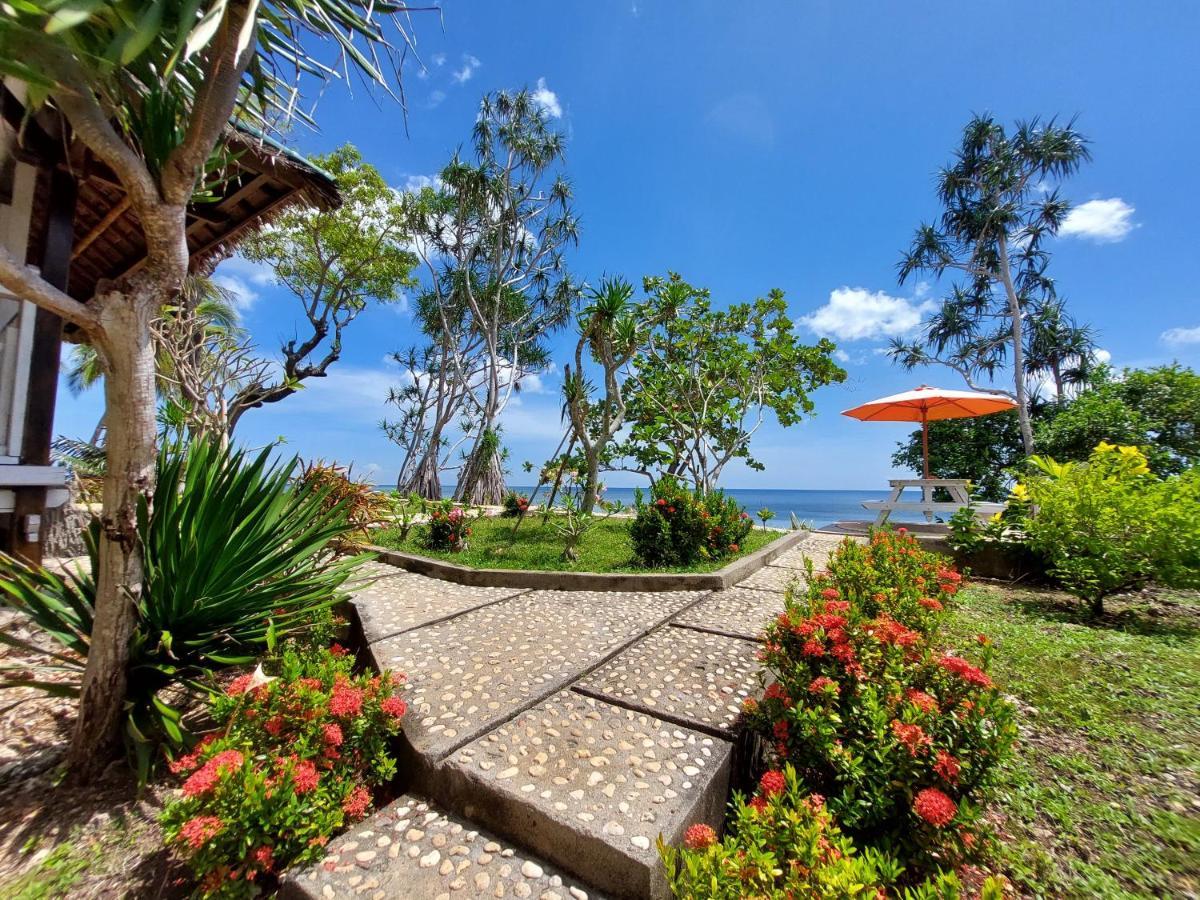Sunari Beach Resort Selayar Matalalang Exterior foto