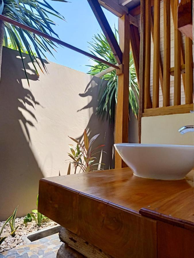 Sunari Beach Resort Selayar Matalalang Exterior foto
